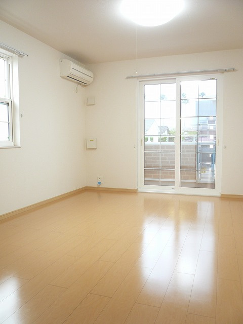 ソーレ　プリート　Ｓの居間・リビング|居室・リビング