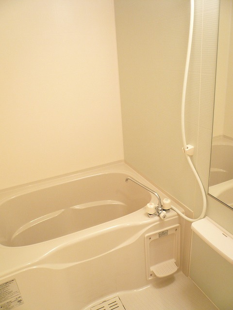 ソーレ　プリート　Ｓの浴室|バス