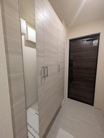 フェリーチェの玄関