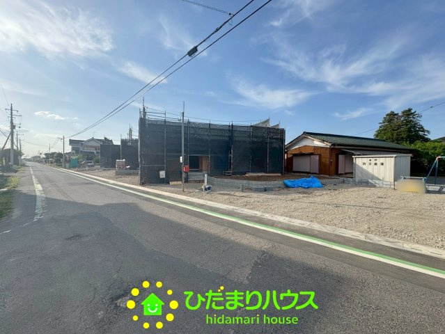杉戸町遠野第3　新築一戸建て　03　クレイドルガーデンの前面道路含む現地写真|26/04/20　撮影