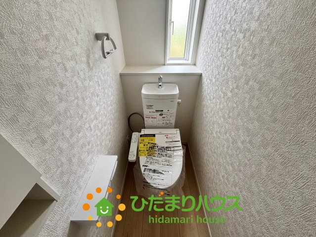 杉戸町遠野第3　新築一戸建て　01　クレイドルガーデンのトイレ