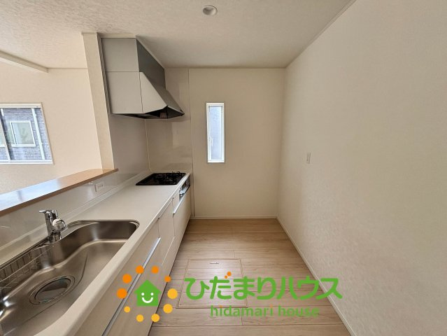 杉戸町遠野第3　新築一戸建て　01　クレイドルガーデンのキッチン