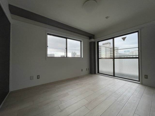 ハイ清澄の居間・リビング|ゆったりとしたリビングです