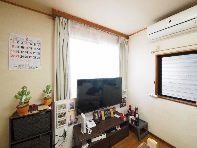 【弊社専任】狭山市堀兼　中古戸建　東南角地　駐車２台可の居間・リビング|ゆったりとした居間です