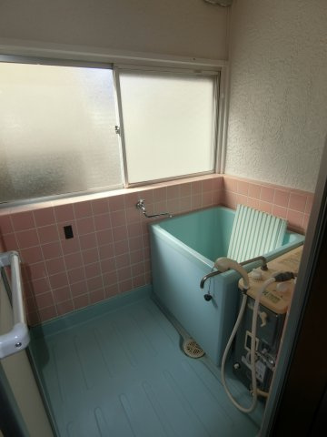 ハイツロワールの浴室