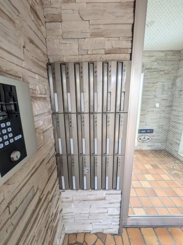 サザンクロスのセキュリティ|オートロック・集合ポスト・宅配ボックス