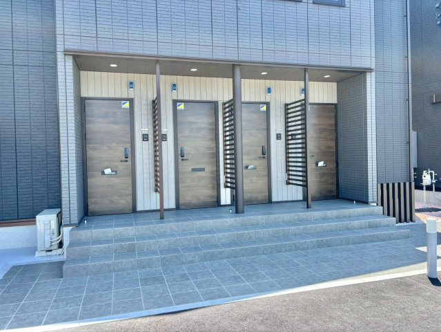 Anpool　A棟のエントランス