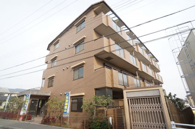 クレセール弐番館の外観