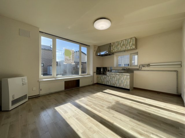 マルミマンションの居間・リビング