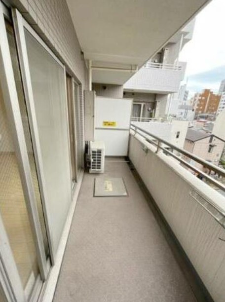 【バルコニー】