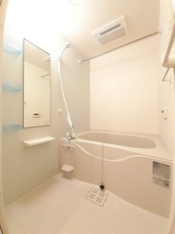 メイプルビュ－・プラッツＢの浴室