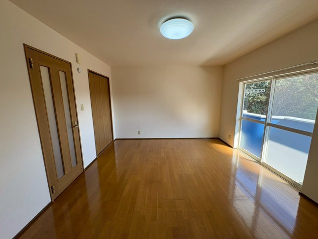 【洋室】 | フォーレストⅠ