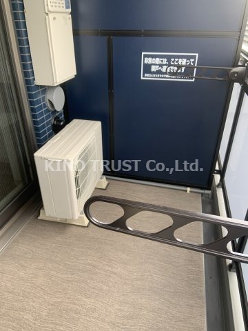 プレサンス大阪天満リバーシアのバルコニー|バルコニー付きです