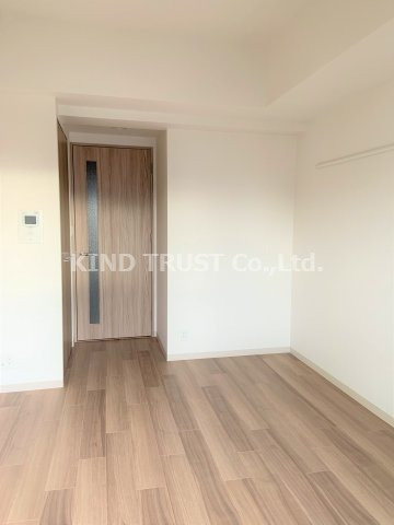 プレサンス大阪天満リバーシアの居間・リビング|居間です