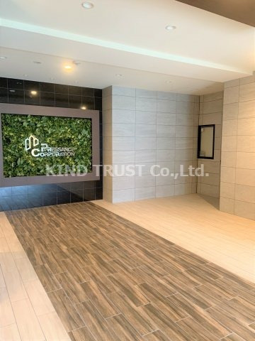 プレサンス大阪天満リバーシアのロビー