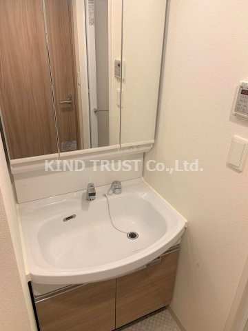 プレサンス大阪天満リバーシアの洗面所|洗面所です