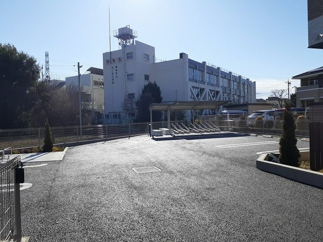 クリエイト北ノ台Ⅱの駐車場