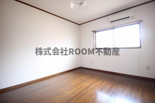 プライマリーハイツの洋室|ゆったりした洋室です