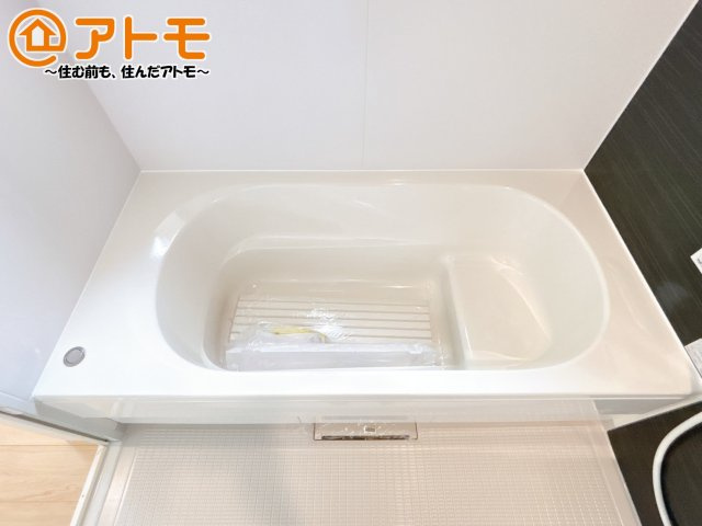 【浴室】 | 沼津市西間門第9　新築戸建　全1棟 | お風呂で日々の疲れを落としましょう♪スタイリッシュなお風呂になっています！