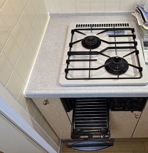 ライオンズタワー池袋の設備|コンロ、グリル　※2025年12月撮影