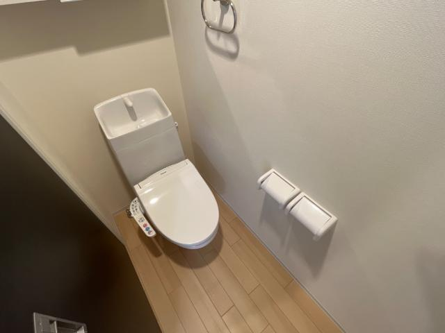 ロングパインのトイレ|シャワー付トイレ