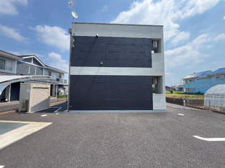 【外観】 | ロングパイン | 外観写真（昼）