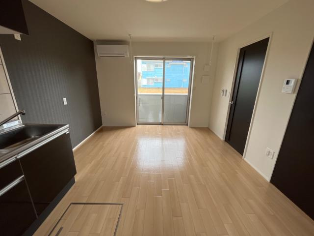 ロングパインの居間・リビング|リビング