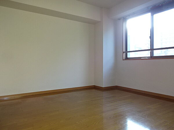 ピースフルコート菊川の寝室