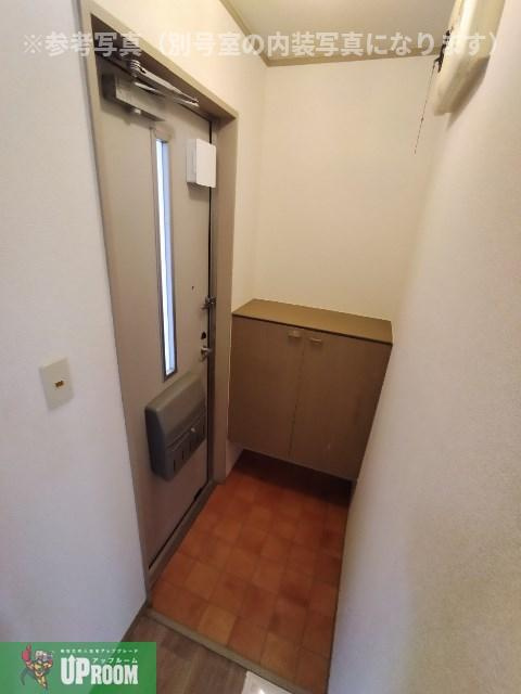 リバーサイドハウスの玄関