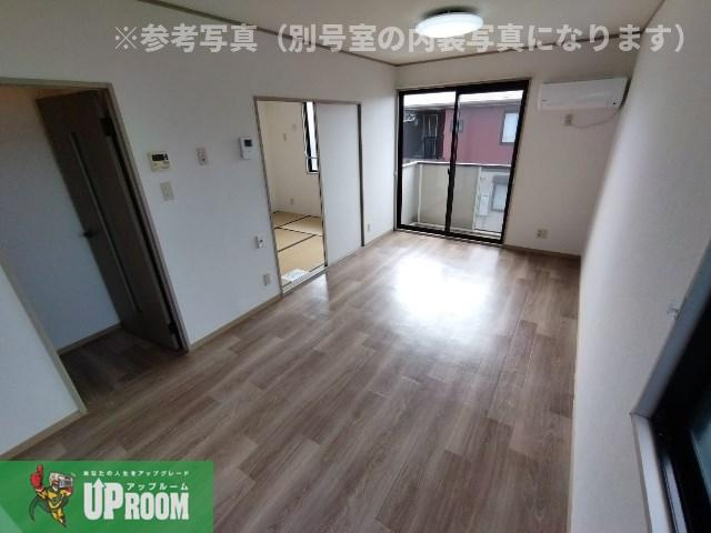 リバーサイドハウスの洋室