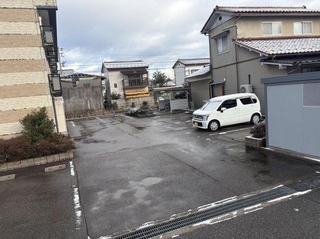 レオパレスハイツファーストのその他