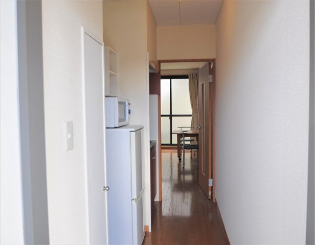 レオパレス八丁道Ａの玄関|※１Ｆ玄関風景となります。