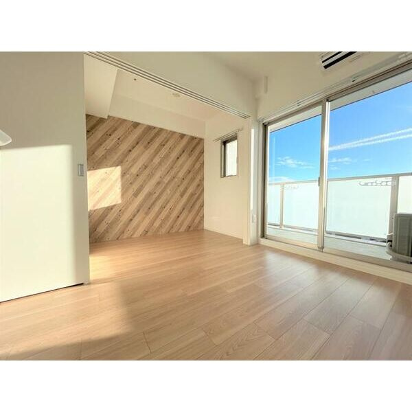 セレニテ十三ミラクの居間・リビング