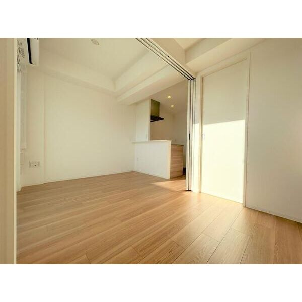 セレニテ十三ミラクの居間・リビング