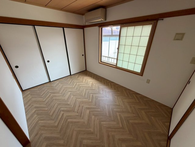 【寝室】