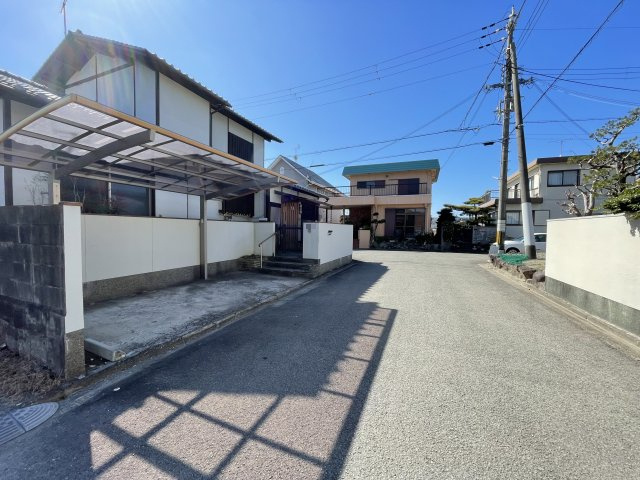 和歌山市内原・中古戸建・54755の前面道路含む現地写真