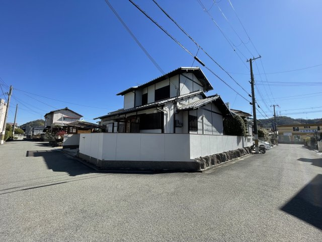 和歌山市内原・中古戸建・54755の前面道路含む現地写真