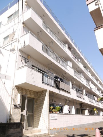 【外観】 | カースル常盤台 | 「志村三丁目」駅より徒歩10分の閑静な住宅街に立地します。