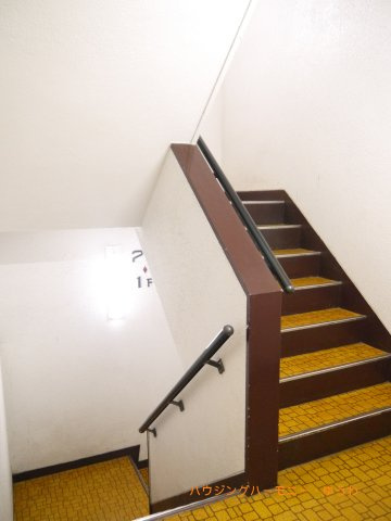 【その他共用部分】 | カースル常盤台 | エレベーターが無いので、上階までは、階段利用となります！