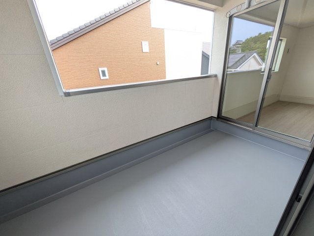 東海村村松第6　新築戸建のバルコニー