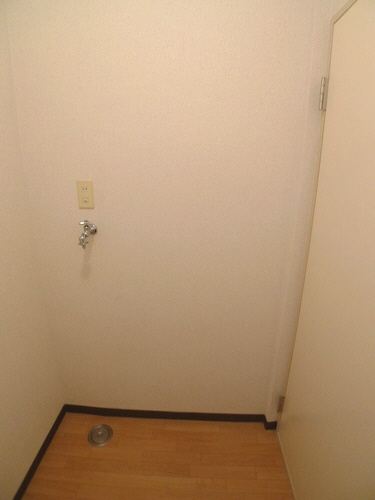 メゾンドール東深沢のその他|室内洗濯機置き場♪