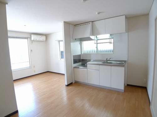 メゾンドール東深沢の内装