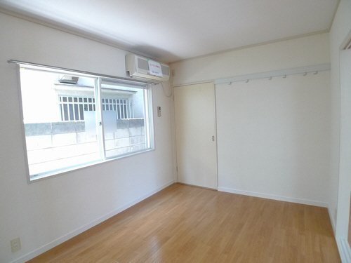 メゾンドール東深沢の洋室|5.1帖の洋室♪