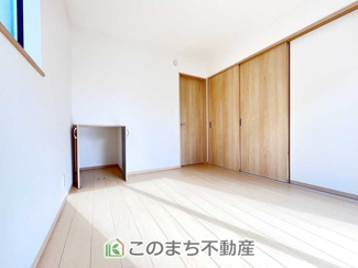 【洋室】 | 久喜青毛1丁目6番　D号棟 | 南向きで陽当たりの良い洋室♪風通しもよく快適です☆
