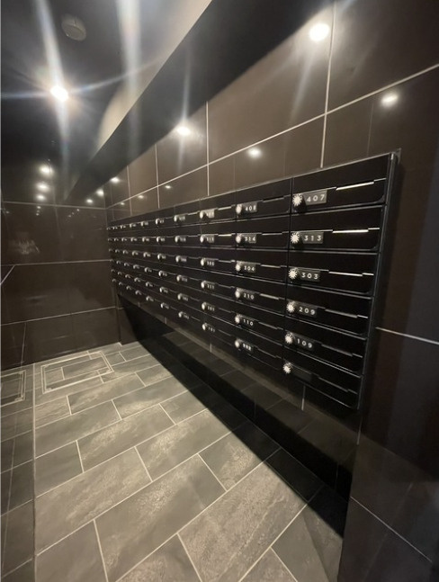 アジールコート三宿テラス　礼金０　ペット相談　楽器相談　新築　のロビー