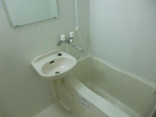 スパシエルクス両国の浴室