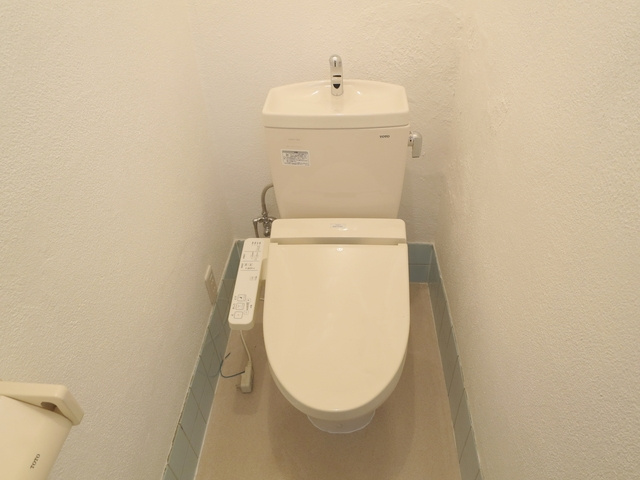 立石パレスのトイレ|ウォシュレット付きトイレ。