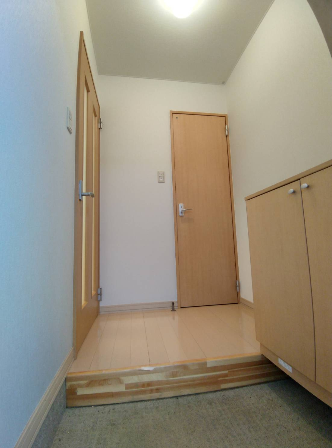 ブセナテラス2の玄関