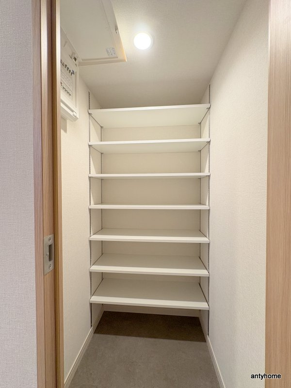 スプランディッド本町グラン　仲介手数料無料の収納