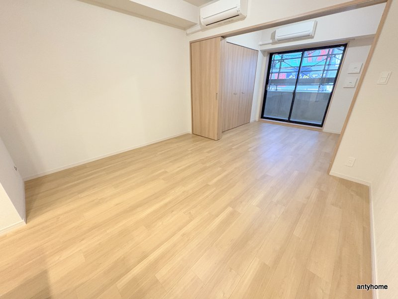 スプランディッド本町グラン　仲介手数料無料の居間・リビング